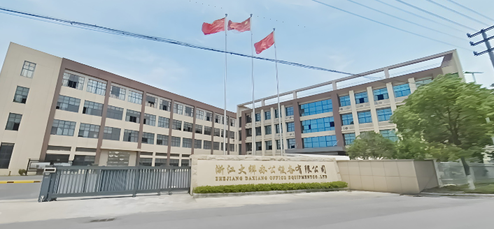 湖州胶装机厂家分享‌压痕飞达进封面胶装机的优势